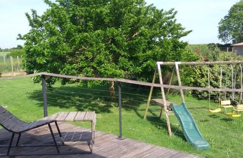 Houssay House | Charmant gîte restauré, idéal famille, entre Vendôme et Lavardin, avec cheminée, jardin, et jeux enfants - FR-1-491-374