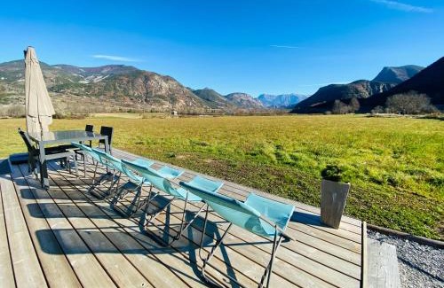 Rochebrune House | Charmant logement entre Lac et Montagne