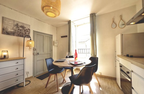 Remoulins Apartment | Charmant Studio à 200m du Gardons