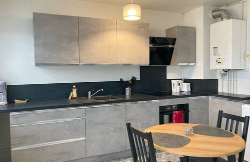 Arpajon Apartment | Charmant Studio de 35m2 en Plein Cœur D'arpajon