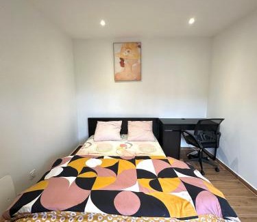 Serezin-du-Rhone Apartment | Charmant T2 proche gare SNCF à 15 min de Lyon