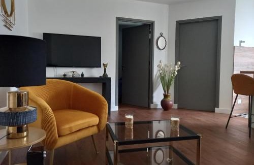 Ceyrat Apartment | Charmant T2 rénové et climatisé chez Cathy