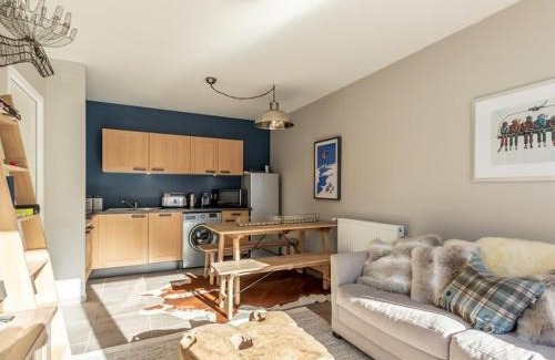 Plagne Centre Apartment | Charmant T3 avec balcon, proche pistes, parking inclus - FR-1-351-235
