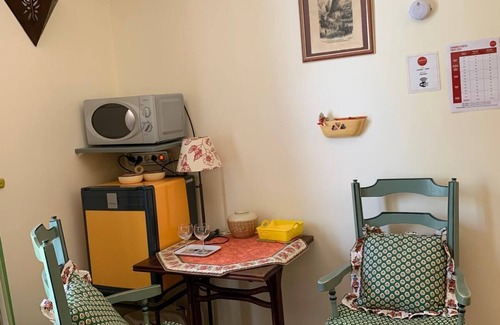 Venasque Bed & Breakfast | Charmante Chambre D'hôte au Coeur de la Provence à Venasque