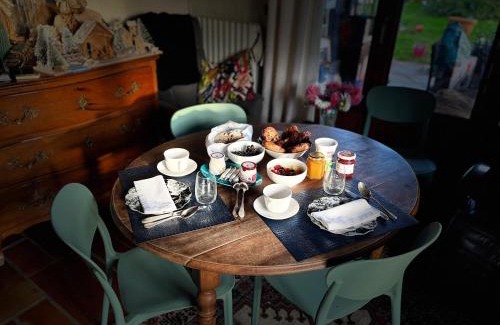 Nernier Bed & Breakfast | charmante chambre d'hôtes avec salon et terrasse