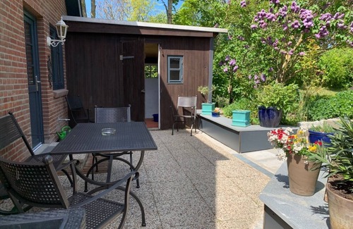 Aventoft Apartment | Charmante Fewo mit Großem Garten in der Nähe zur Nordsee
