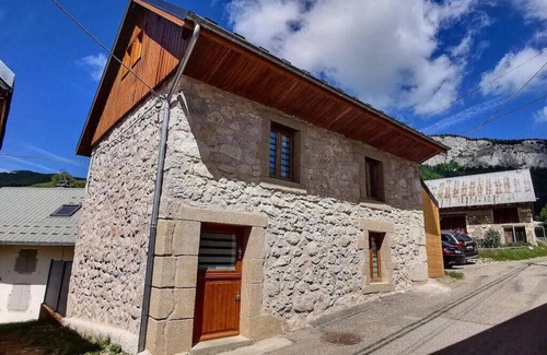 Entremont-le-Vieux House | Charmante maison au désert d'Entremont