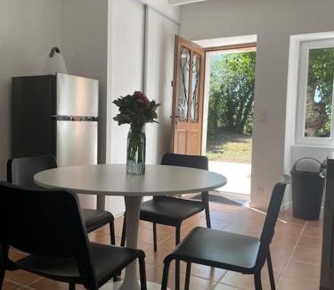 Sainte-Fauste House | Charmante maison à la campagne