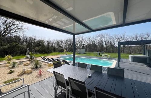 Roussas House | Charmante maison a la campagne
