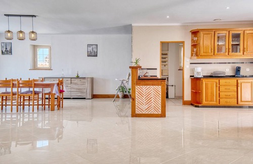 La Douze House | Charmante Maison avec piscine