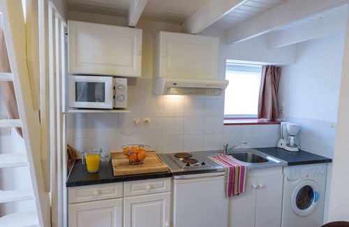 Plouguin House | Charmante Maison Bretonne Avec Piscine Chauffée