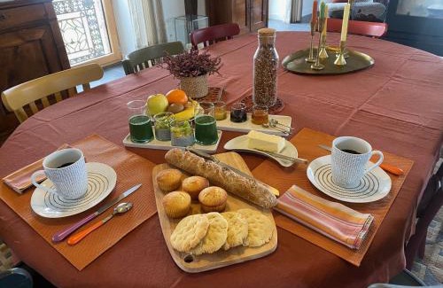 Saint-Berain Bed & Breakfast | Charmante maison d'hôtes avec salle de sport et repas maison - FR-1-582-507