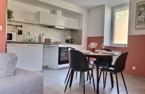 Vaux-en-Bugey House | Charmante maison de village