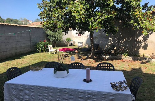 Aleria House | Charmante Maison de Village Avec Jardin