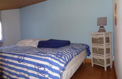 La Faute-sur-Mer House | Charmante maison au calme près de la plage, jardinet privatif, 4 pers, animaux sur demande - FR-1-476-13