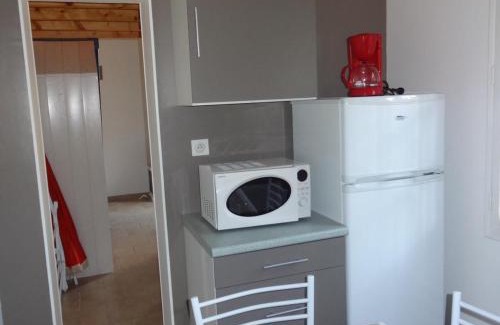 La Faute-sur-Mer House | Charmante maison au calme près de la plage, jardinet privatif, 4 pers, animaux sur demande - FR-1-476-13