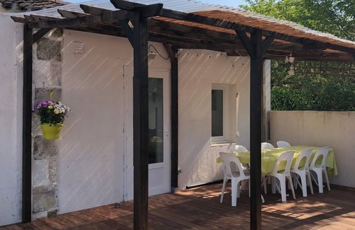 La Tremblade House | Charmante Maison Près de L'océan, 2 Chambres, Cuisine Équipée, Terrasse, Jardin