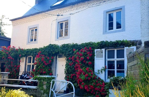 Wepion House | Charmante suite en bord de Meuse La CASA DE PADDLE