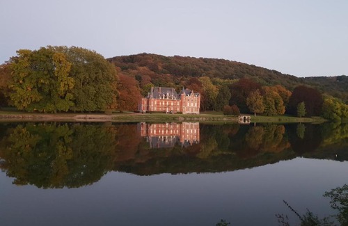 Wepion House | Charmante suite en bord de Meuse La CASA DE PADDLE