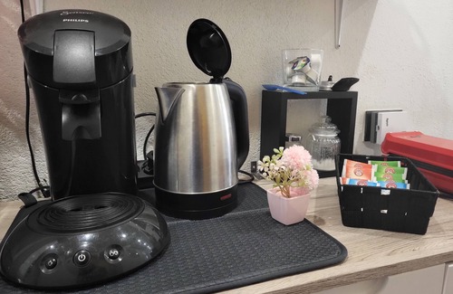 Schmelz Apartment | Charmante Wohnung mit Garten und Waldnähe