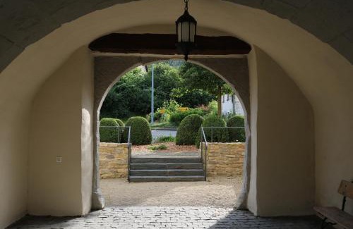 Ließem Villa | Charmantes Chateau Lichter - Burghaus