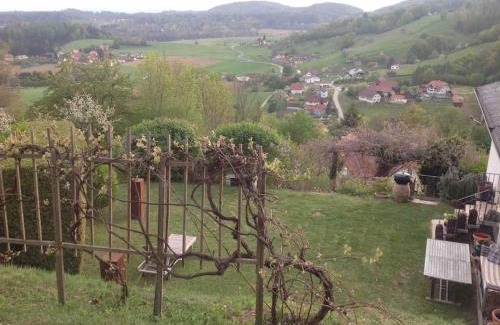 Thal House | Charmantes Landhaus mit Garten und traumhaftem Fernblick
