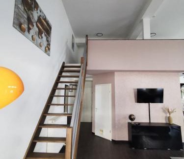 Stadtkern Apartment | Charmantes Loft-Apartment 2 Min zum Hauptbahnhof