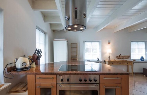 Lehe House | Charmantes Reetdachhaus in Lehe