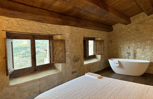 San Benedetto in Perillis House | Charme in Perillis