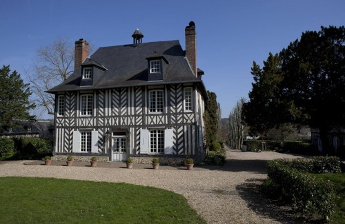 Les Authieux-sur-Calonne House | Charming gîte. Le Manoir de la Porte, between land & sea. 4 hectares, Tennis court.