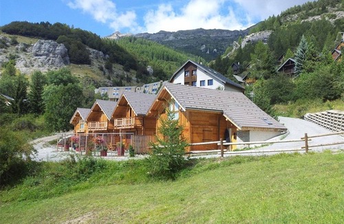 Saint-Michel-de-Chaillol Ski Chalet | Charming Chalet with Spa and South-Facing Terrace in Saint-Michel-de-Chaillol, Sleeps 6
