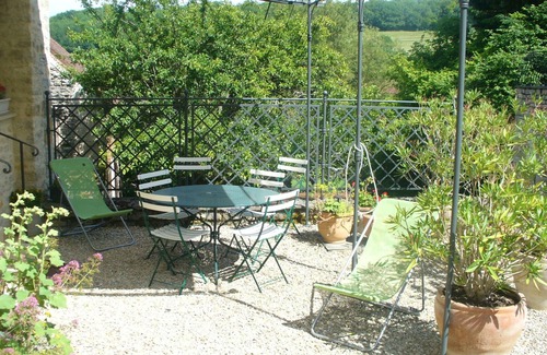 Sainte-Colombe-en-Auxois Cottage | Charming cottage in Auxois-Côte d'Or: "La Hulotte"