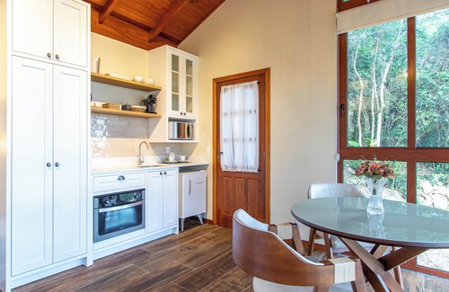 Sambaqui House | Charming Suite in Sambaqui