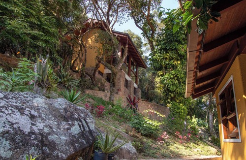 Sambaqui House | Charming Suite in Sambaqui