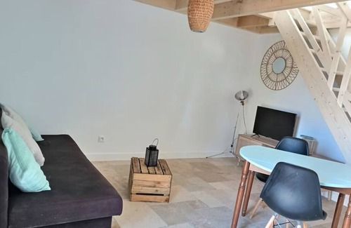 Saint-Julien-des-Landes House | Charming gîte combining peace and quiet with proximity to beach and lake