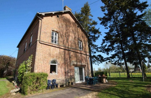 Saint-Pierre-la-Riviere Cottage | Charming 1893 Country House: Spacious Garden, Family-Friendly, Pet-Friendly, High-Speed Internet