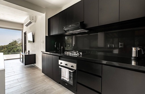 Savegre House | Charming 1-bedroom house with AC, pool, fitness room in wonderful Savegre