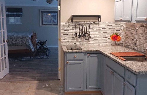 Altamonte Springs Apartment | Charming 1-bedroom Cottage Apt-Swim & Spa in Central Flroida, 725 sq ft