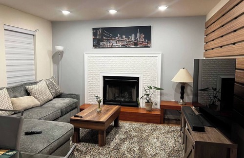 Somerset House | Charming 1-bedroom house in Franklin Township near Saint Peter’s Hos Rutgers U