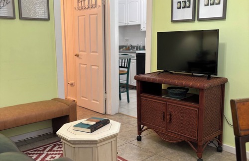 Vilano Beach Condo | Charming 1-bed/1-bath, Unit A, 1.5 Blocks to the Beach, PETS Welcome!
