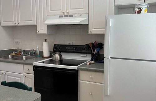 Vilano Beach Condo | Charming 1-bed/1-bath, Unit A, 1.5 Blocks to the Beach, PETS Welcome!