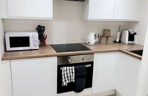 Bradford Apartment | Charming 1-Bed Apartment in Bradford city holiday