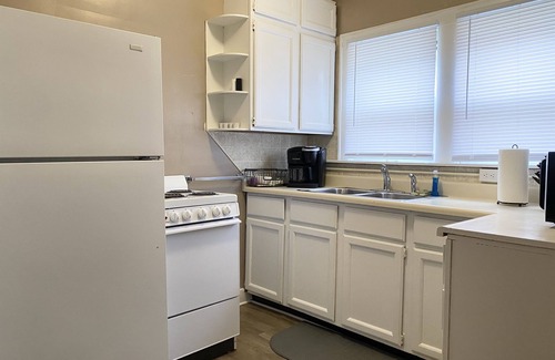 Bloomington Apartment | Charming 1 Bed Historic Hideaway - Pet Friendly!