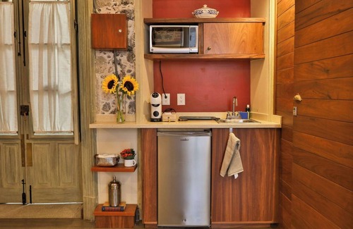 Downtown Mexico City Apartment | Charming 1-bedroom apartment in enchanting Ciudad de México with WiFi
