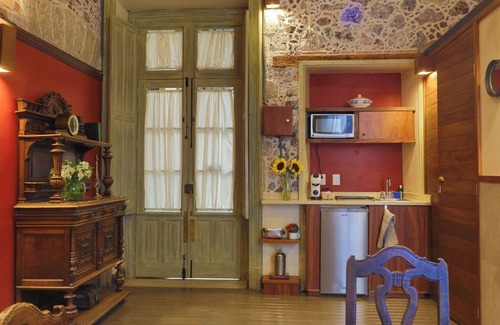 Downtown Mexico City Apartment | Charming 1-bedroom apartment in enchanting Ciudad de México with WiFi