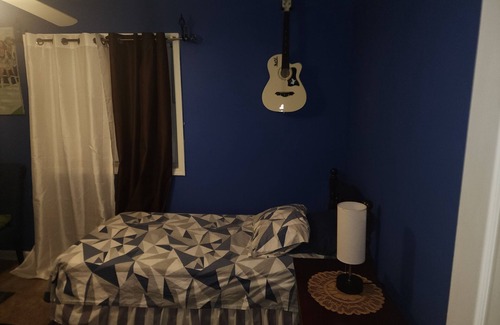 West Haverstraw House | Charming 1-bedroom house with AC and WiFi in fabulous West Haverstraw