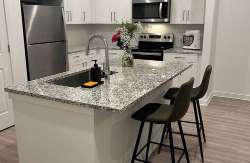 Lawrenceville Apartment | Charming 1-bedroom apartment with AC, fitness room in Lawrenceville