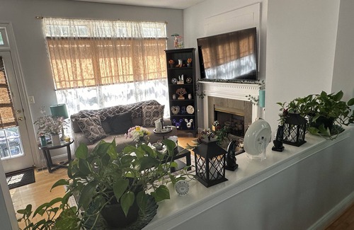 Manassas Park House | Charming 1-bedroom N in single-family House in peaceful Manassas Park