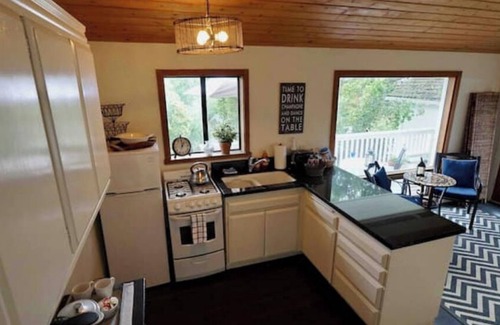 Cielito House | Charming 1-bedroom house with WiFi, AC in peaceful Santa Barbara