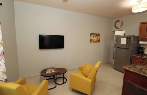 The Valley Apartment | Charming 1-bedroom apartment with AC, WiFi in wonderful Tackling